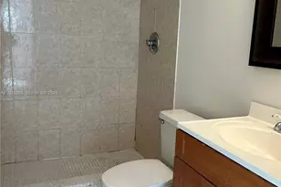 1673 Bay Rd, Miami Beach, FL 33139 - Photo 10