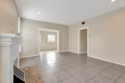 630 33rd St #0, West Palm Beach, FL 33407 - Photo 6