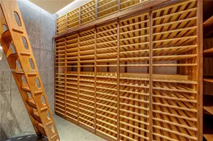 18201 E Collins Ave, Sunny Isles Beach, FL 33160 - Photo 24