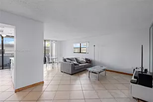 7300 Wayne Ave, Miami Beach, FL 33141 - Photo 2