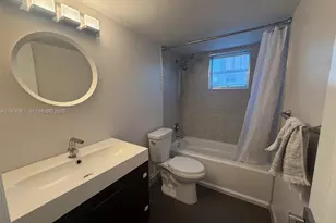 18001 N Bay Rd, Sunny Isles Beach, FL 33160 - Photo 10