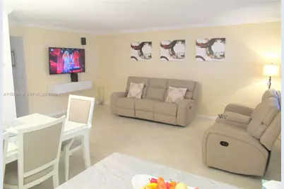 580 Egret Dr #216, Hallandale Beach, FL 33009 - Photo 16