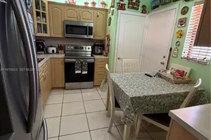 1800 W 54th St, Hialeah, FL 33012 - Photo 6