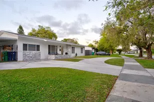 9311 Sterling Dr, Cutler Bay, FL 33157 - Photo 4