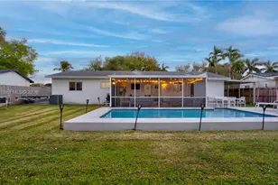 9311 Sterling Dr, Cutler Bay, FL 33157 - Photo 8
