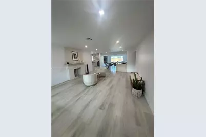 935 Lincoln St, Hollywood, FL 33019 - Photo 4