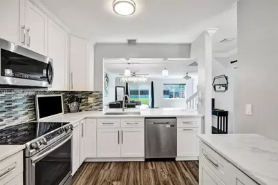 3703 NW 91st Ln, Sunrise, FL 33351 - Photo 10