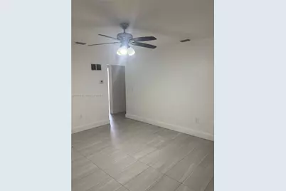 1170 NW 90th St #1170, Miami, FL 33150 - Photo 10