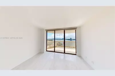 1000 W Island Blvd #1812, Aventura, FL 33160 - Photo 18