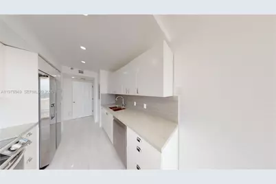 1000 W Island Blvd #1812, Aventura, FL 33160 - Photo 14