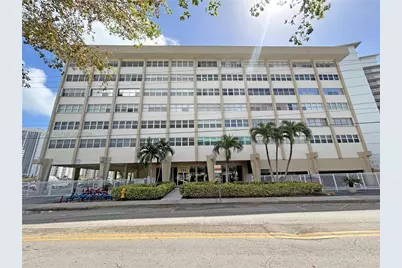 111 Golden Isles Dr #C9, Hallandale Beach, FL 33009 - Photo 14