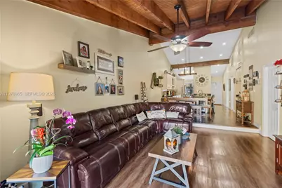 10301 Laurel Ct, Pembroke Pines, FL 33026 - Photo 24