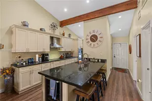 10301 Laurel Ct, Pembroke Pines, FL 33026 - Photo 28