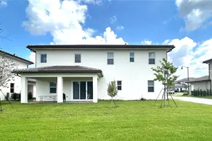 12220 SW 44th Ct, Davie, FL 33330 - Photo 4