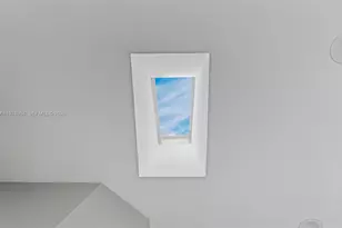 5621 Carriage Ln, Davie, FL 33331 - Photo 18