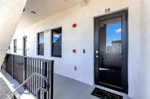 7925 NW 104th Ave, Doral, FL 33178 - Photo 4