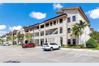 7925 NW 104th Ave #28, Doral, FL 33178 - Photo 2