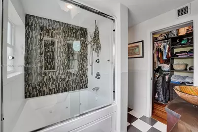 1212 SE 2nd Ct #301, Fort Lauderdale, FL 33301 - Photo 22