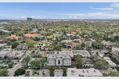 1212 SE 2nd Ct #301, Fort Lauderdale, FL 33301 - Photo 1
