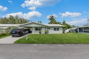 2805 NW 52nd Ct, Tamarac, FL 33309 - Photo 2