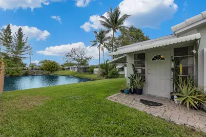 2805 NW 52nd Ct, Tamarac, FL 33309 - Photo 26