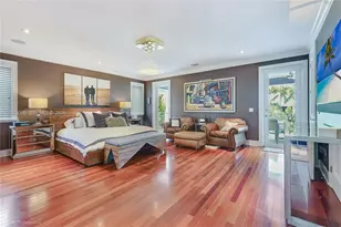 755 NE 77th St, Miami, FL 33136 - Photo 20