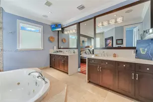 755 NE 77th St, Miami, FL 33136 - Photo 22