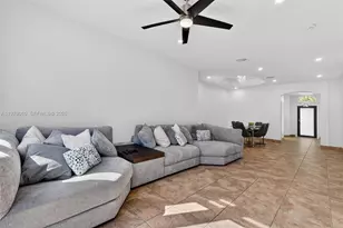 21143 SW 92nd Pl, Cutler Bay, FL 33189 - Photo 18