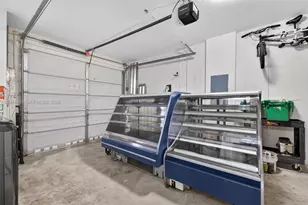 21143 SW 92nd Pl, Cutler Bay, FL 33189 - Photo 36