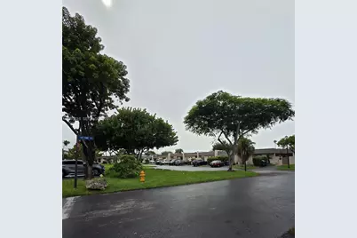 7439 SW 106th Ct, Miami, FL 33173 - Photo 2