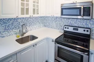 53 NE 49th St, Miami, FL 33137 - Photo 4