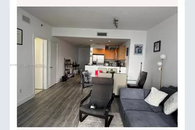 1060 Brickell Ave #1613, Miami, FL 33131 - Photo 1