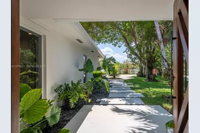 17220 SW 46th St, Southwest Ranches, FL 33331 - Photo 4