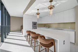 700 NE 24th St, Miami, FL 33137 - Photo 10