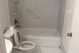 1622 Sunrise Blvd, Homestead, FL 33033 - Photo 10