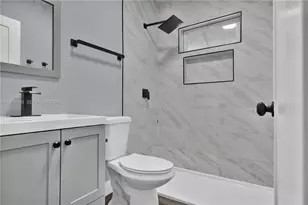 607 SW 9th St, Fort Lauderdale, FL 33315 - Photo 12