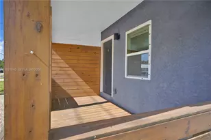 607 SW 9th St, Fort Lauderdale, FL 33315 - Photo 2