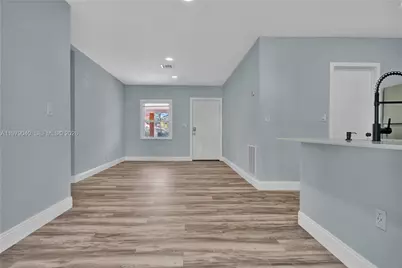 607 SW 9th St, Fort Lauderdale, FL 33315 - Photo 10