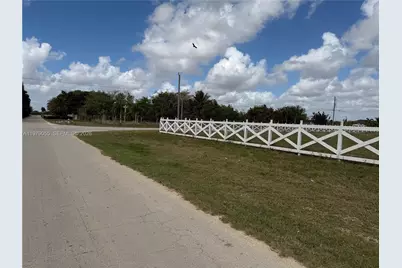 209 Avenue SW 37555, Homestead, FL 33034 - Photo 10