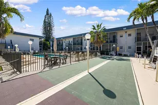 415 NE 2nd St, Hallandale Beach, FL 33009 - Photo 32