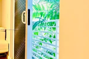 619 Meridian Ave, Miami Beach, FL 33139 - Photo 12