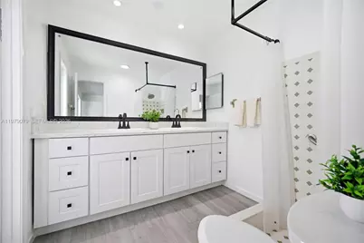 9241 Sunset Strip, Sunrise, FL 33322 - Photo 24