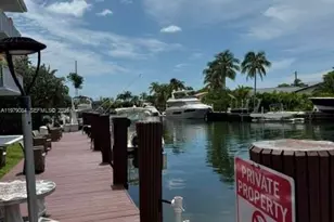 2430 NE 135th St, North Miami, FL 33181 - Photo 2