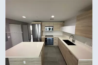 16385 Biscayne Blvd #2716, North Miami Beach, FL 33160 - Photo 6