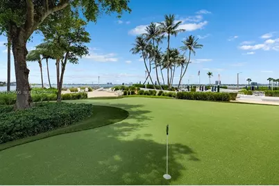 555 NE 34th St #1802, Miami, FL 33137 - Photo 4