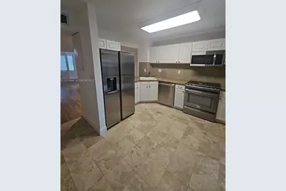 7870 SW 102nd Ln, Miami, FL 33156 - Photo 8