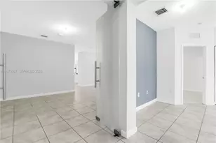 2541 SE 1st St, Homestead, FL 33033 - Photo 32