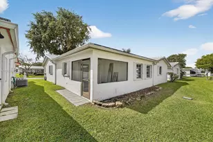 8941 NW 13th St, Plantation, FL 33322 - Photo 24