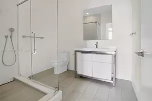 2000 Metropica Wy, Sunrise, FL 33323 - Photo 30