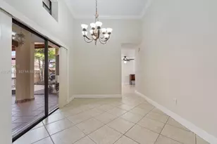 536 SW 88th Ct, Miami, FL 33174 - Photo 6